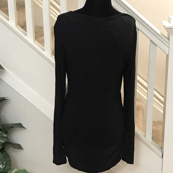 Round neck graphic shirt with rhinestone detailing - Picture 7 of 9
